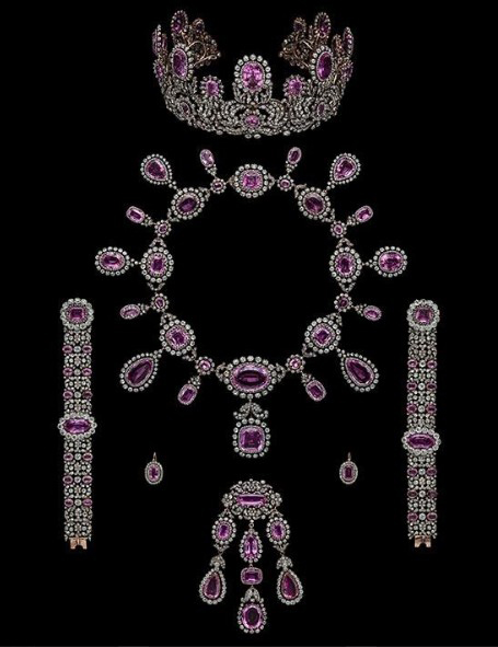 독일 뷔르템베르크 왕가의 파뤼르(parure)